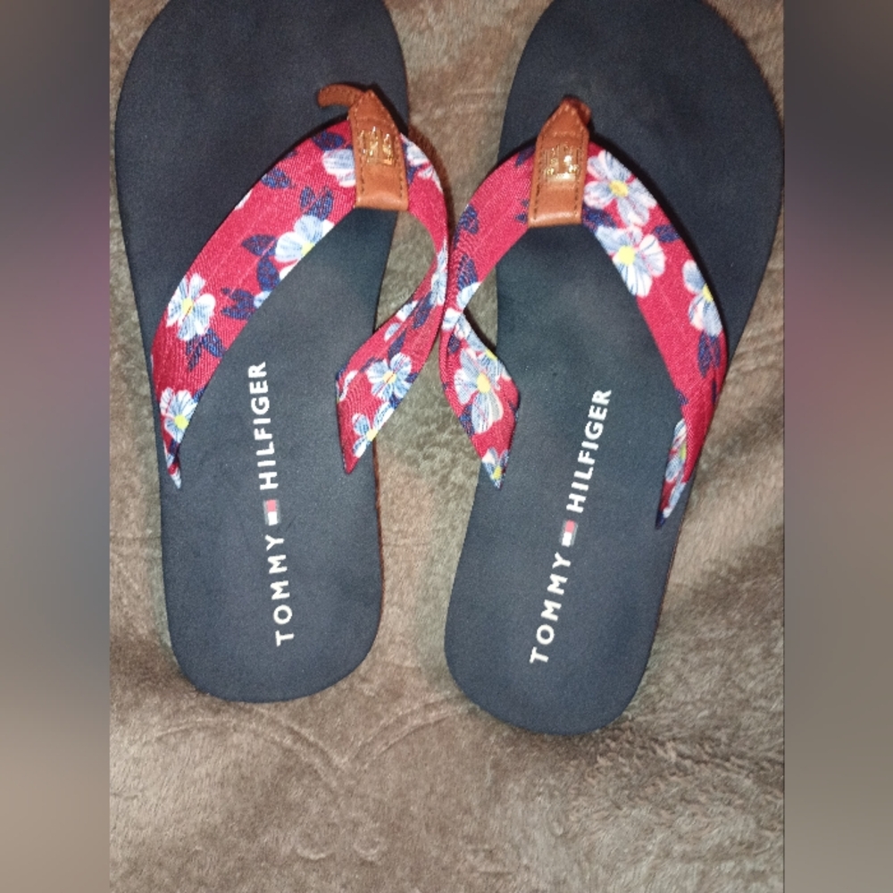 Tommy Hilfiger Red and Blue Sandals Casual Comfort - Picture 5 of 14
